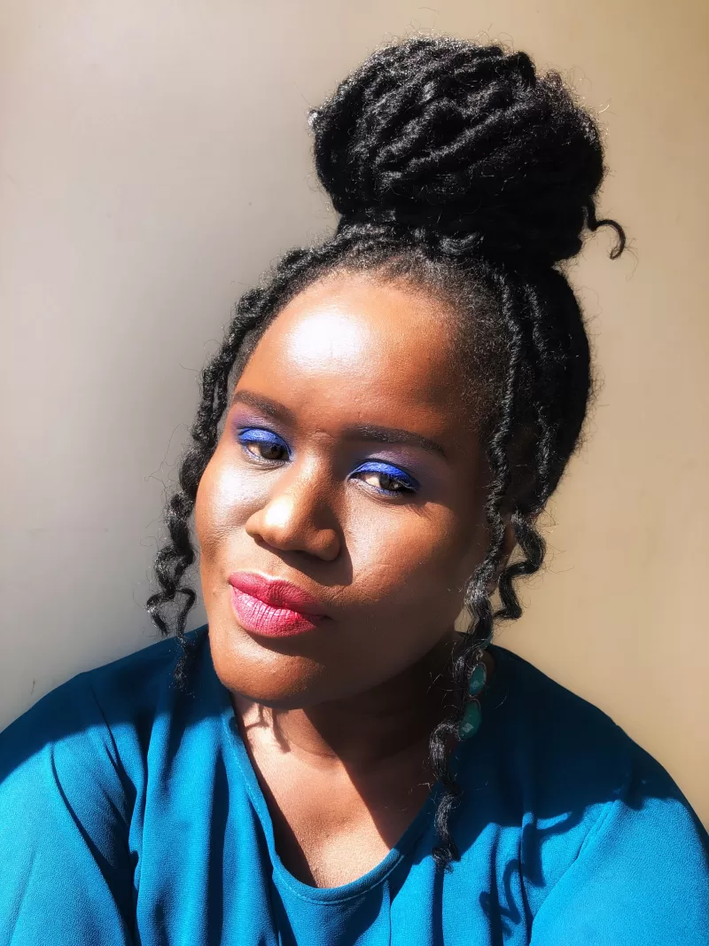 6 Best Makeup Tips for Oily Skin That Actually Work (No More Shine!)